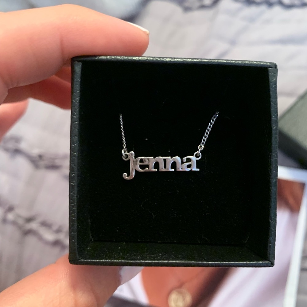 ‘jenna’ Alex Mika necklace- NEVER WORN